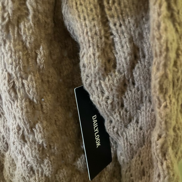 Daily look Cozy Brown Knit Cardigan Sweater Size Small NWT - Picture 5 of 6